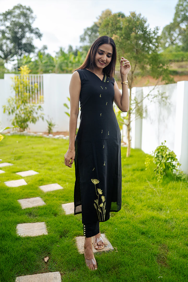 Amira(210825KD2) - Image 2