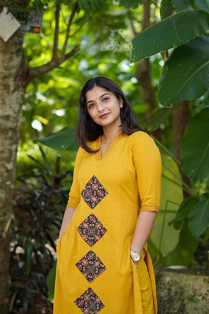 Chempaca(kurti & bottom)(090625KUL) - Image 6