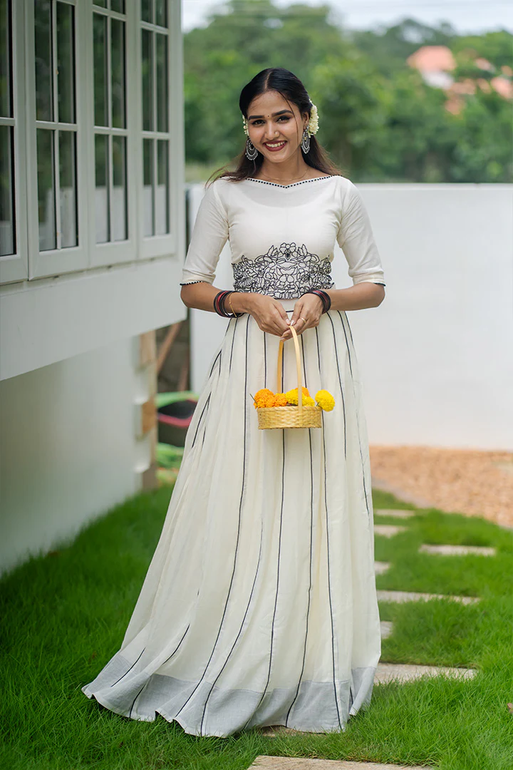 Thumbapoo Skirt &Top (ONMKD002) - Image 4